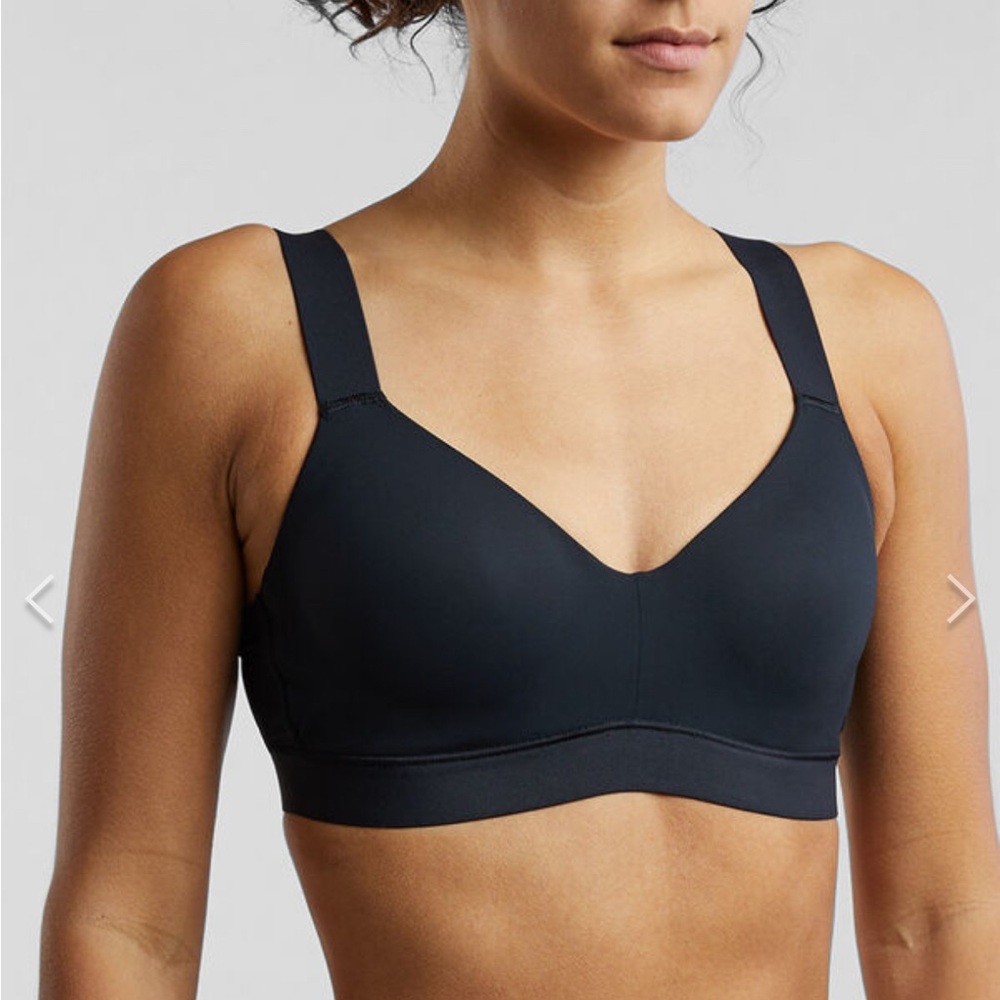 Natori Eight Days Underwire Sports Bra